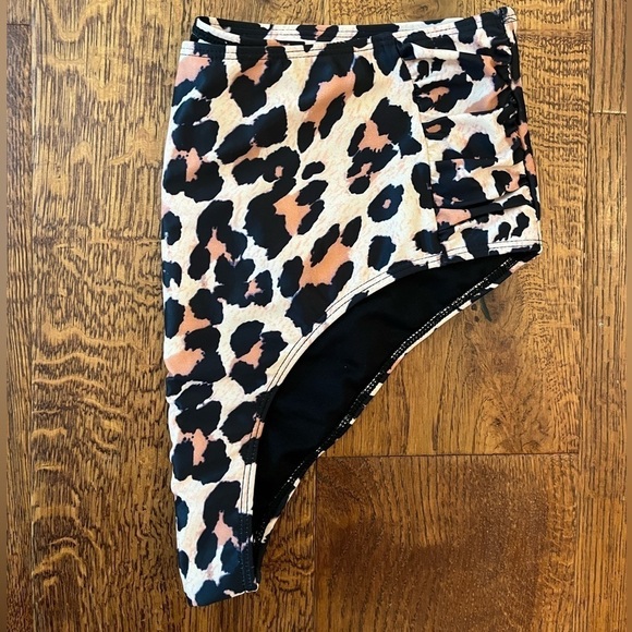 Cheetah high waist swim bikini bottoms ruched animal print Cheetah Womens L NWOT - Picture 5 of 6
